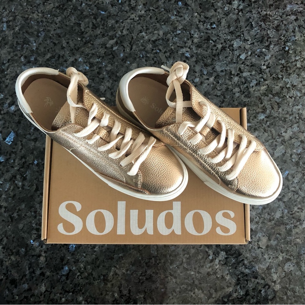 NEW SOLUDOS Ibiza Platform Rose Metallic Sneakers - Picture 7 of 16